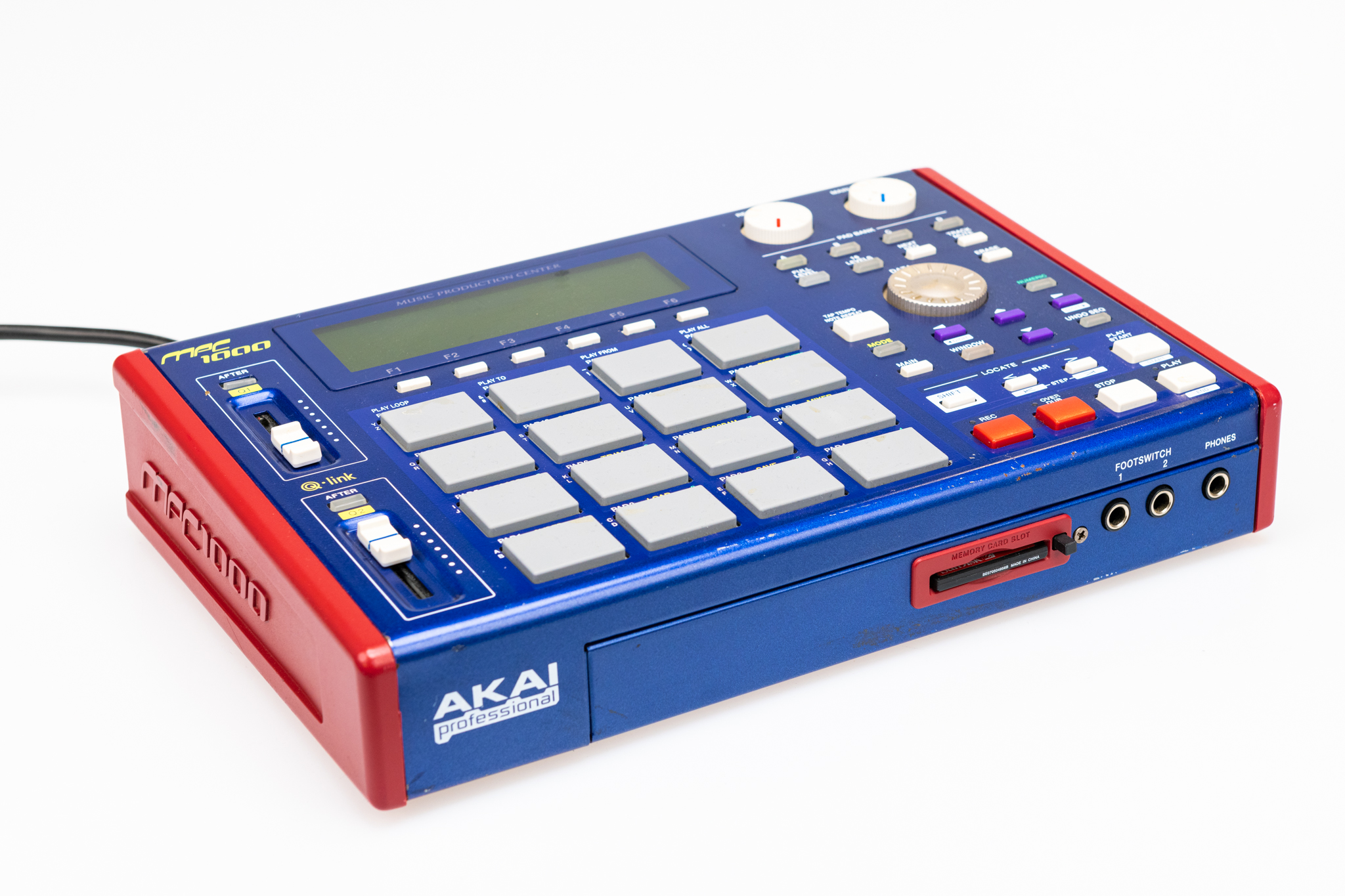 Akai MPC 1000 Sampler