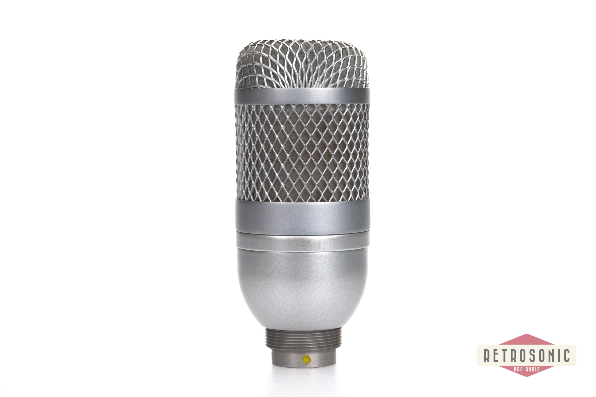 AKG D17 Dynamic Cardioid Mic