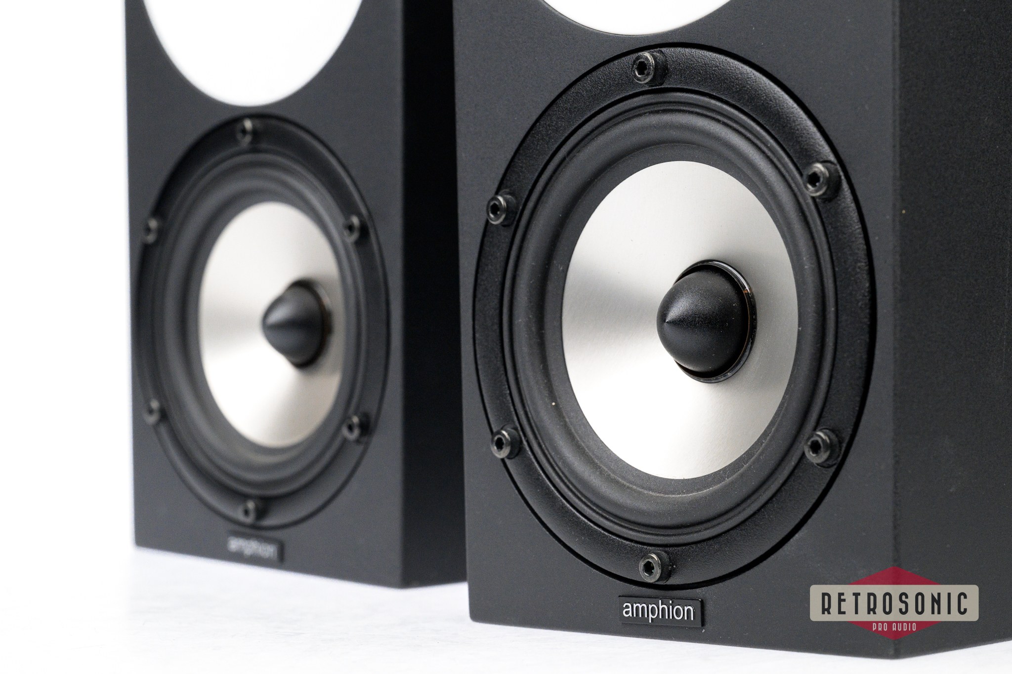 Amphion MobileOne12 Speaker Pair / Amplifier Pair Bundle