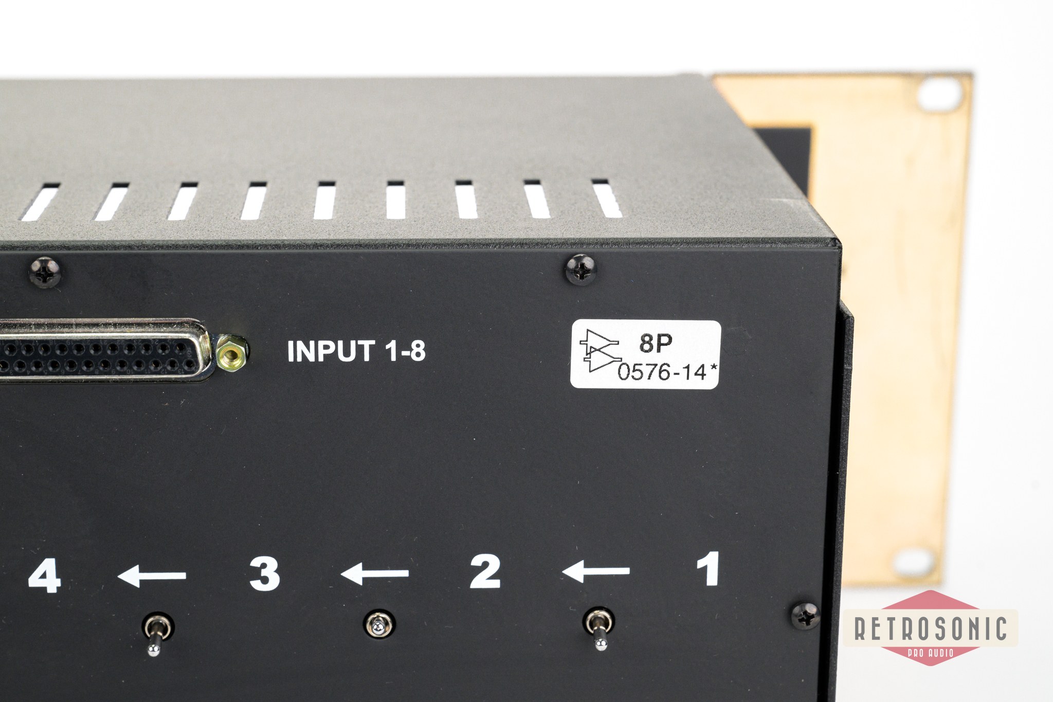 API 500-8P 500-series 8 slot rack