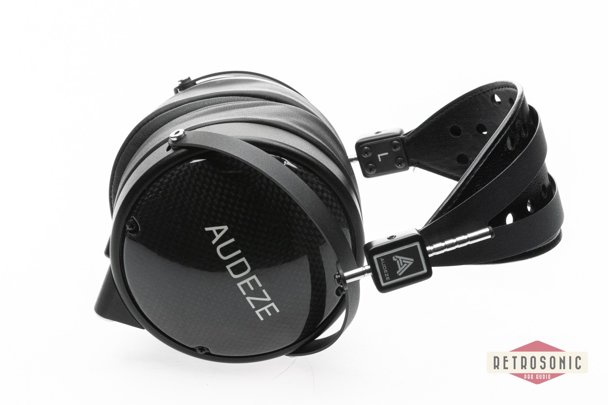 Audeze LCD-XC, Leather-Free, Carbon cup economy case (Creator)