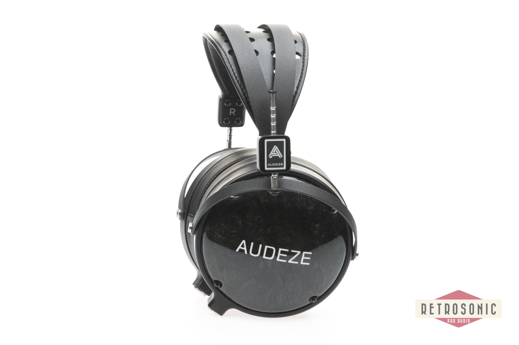 Audeze LCD2 Classic Closed Back Leather Free, CE Case, Balance W/Adapter