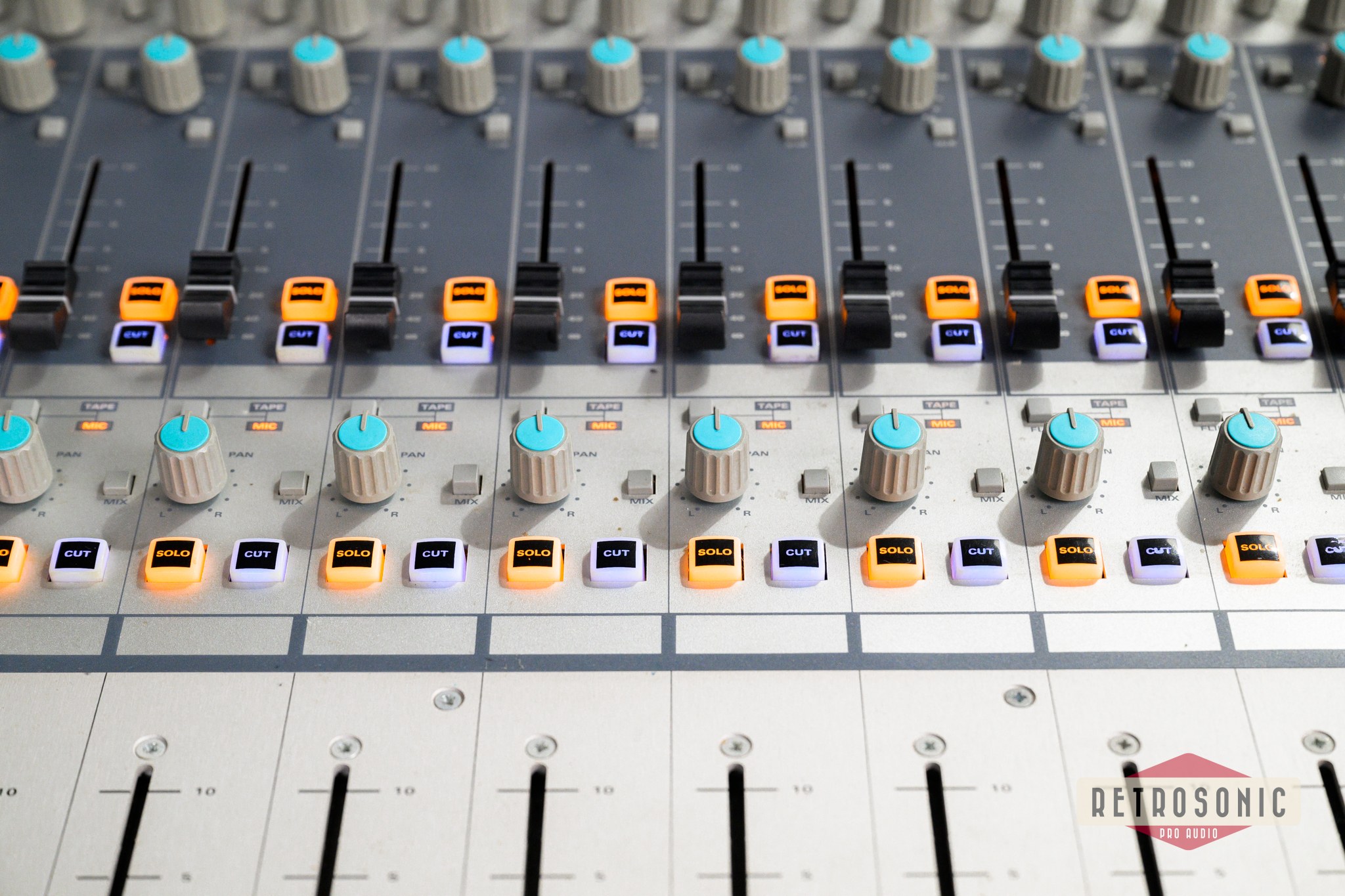 Audient ASP8024 36-Channel Mixing Console