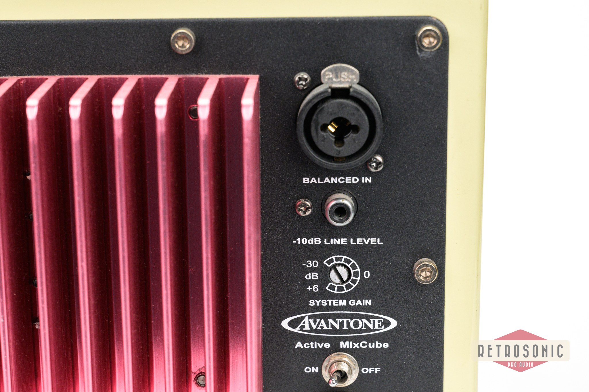 Avantone Active MixCube Cream pair
