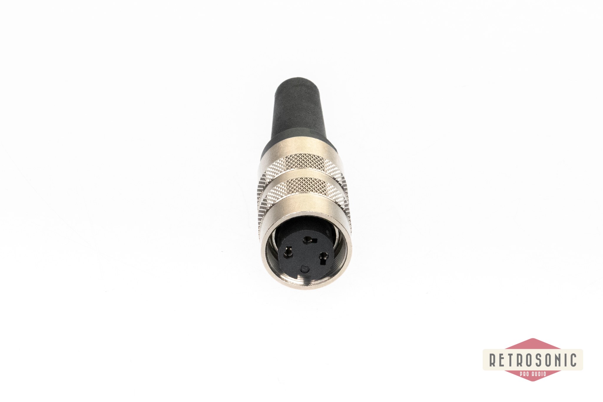 Binder 3-pin female cable connector w. thread