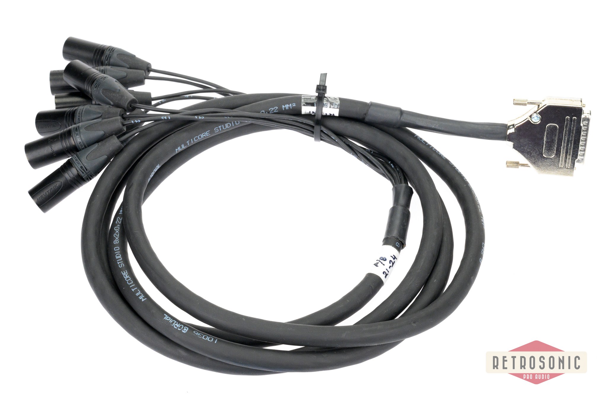 Cordial CMS 8 multipair DB25-8 x Neutrik NC-MXX XLR Male. 2.5m