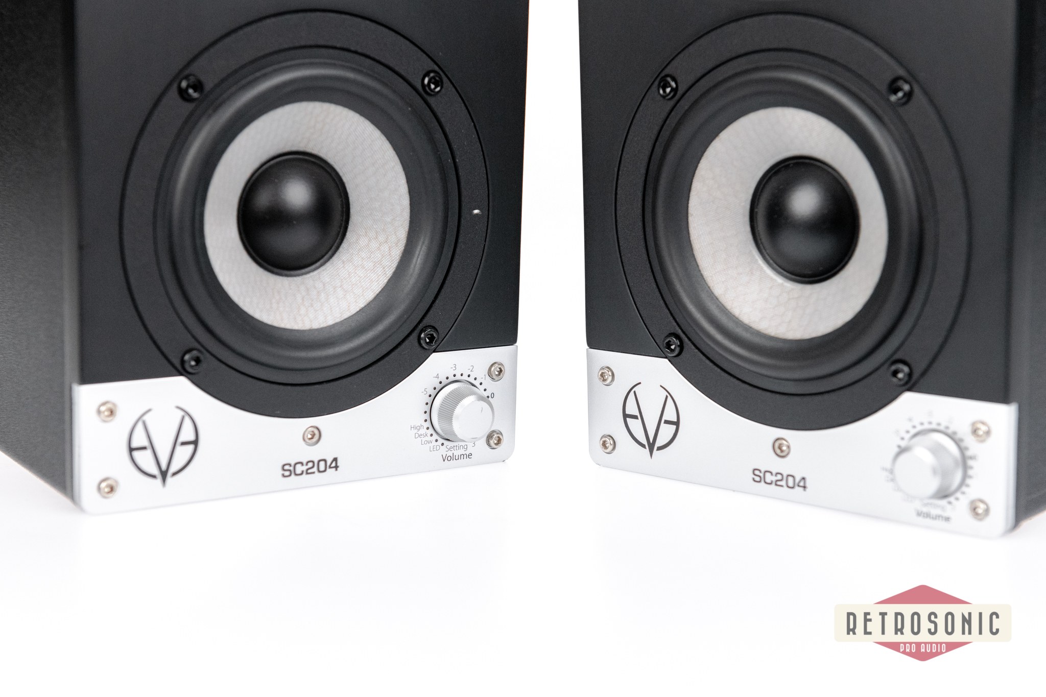 EVE Audio SC204 Active 2-Way Studio Monitor Pair