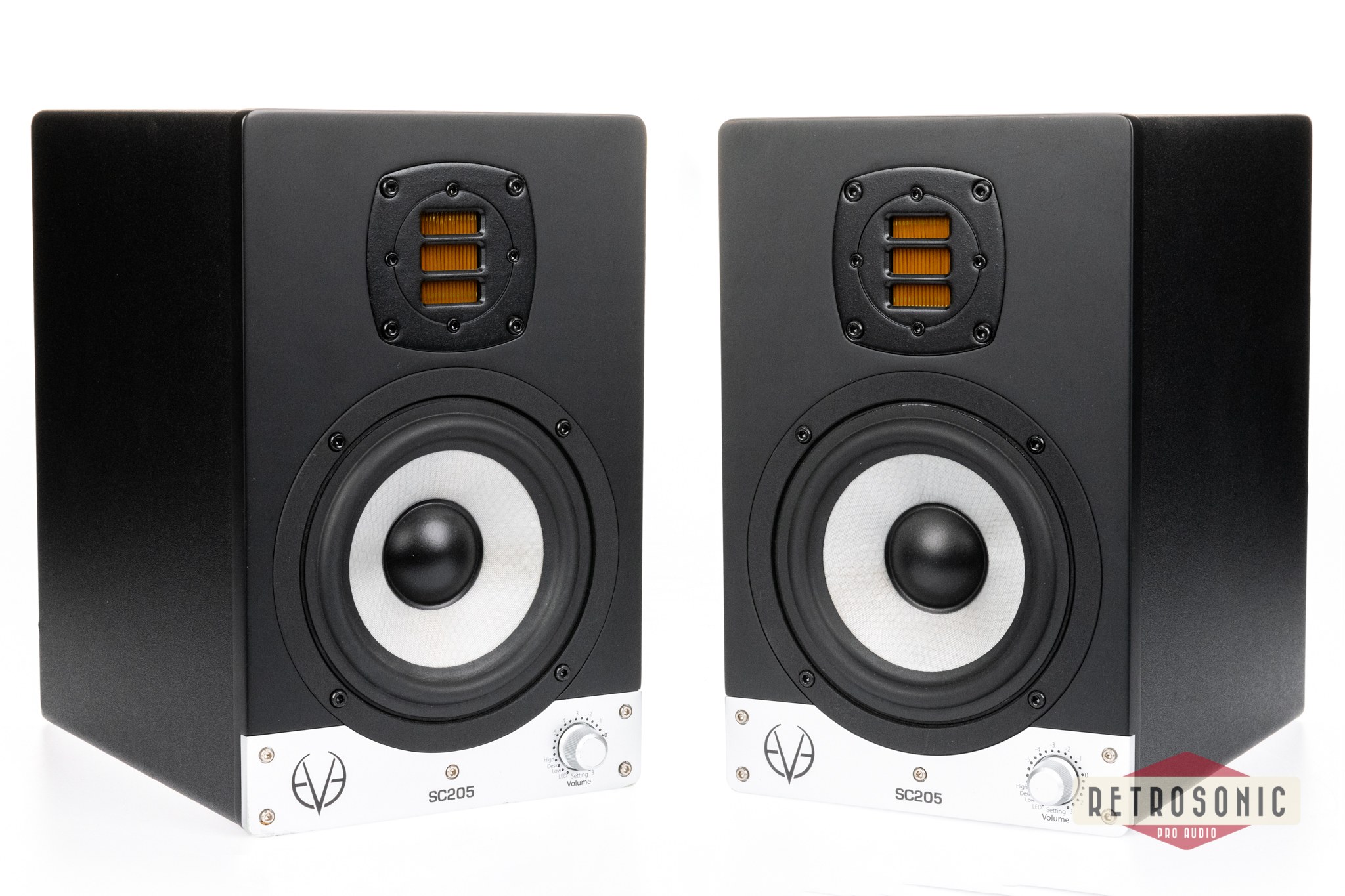 EVE Audio SC205 Active 2-Way Studio Monitor Pair