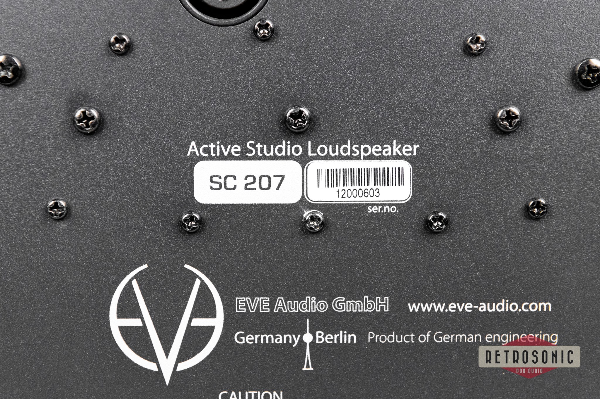 EVE Audio SC207 Active 2-Way Studio Monitor Pair