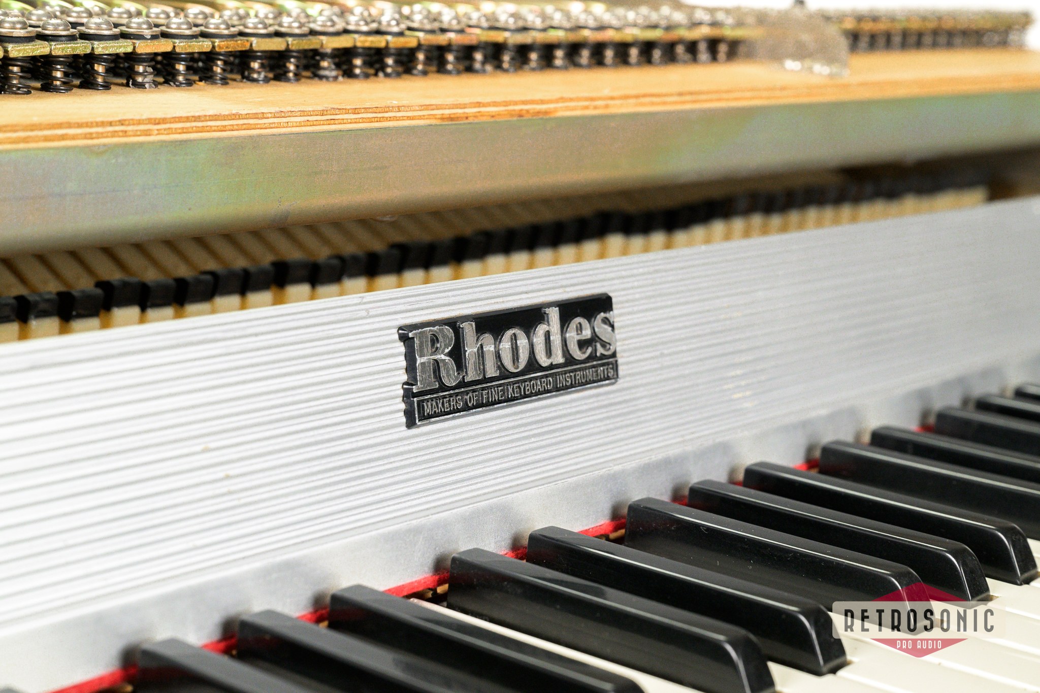 Fender Rhodes Mk1 73 Stage with VV Stereo Vibe Preamp