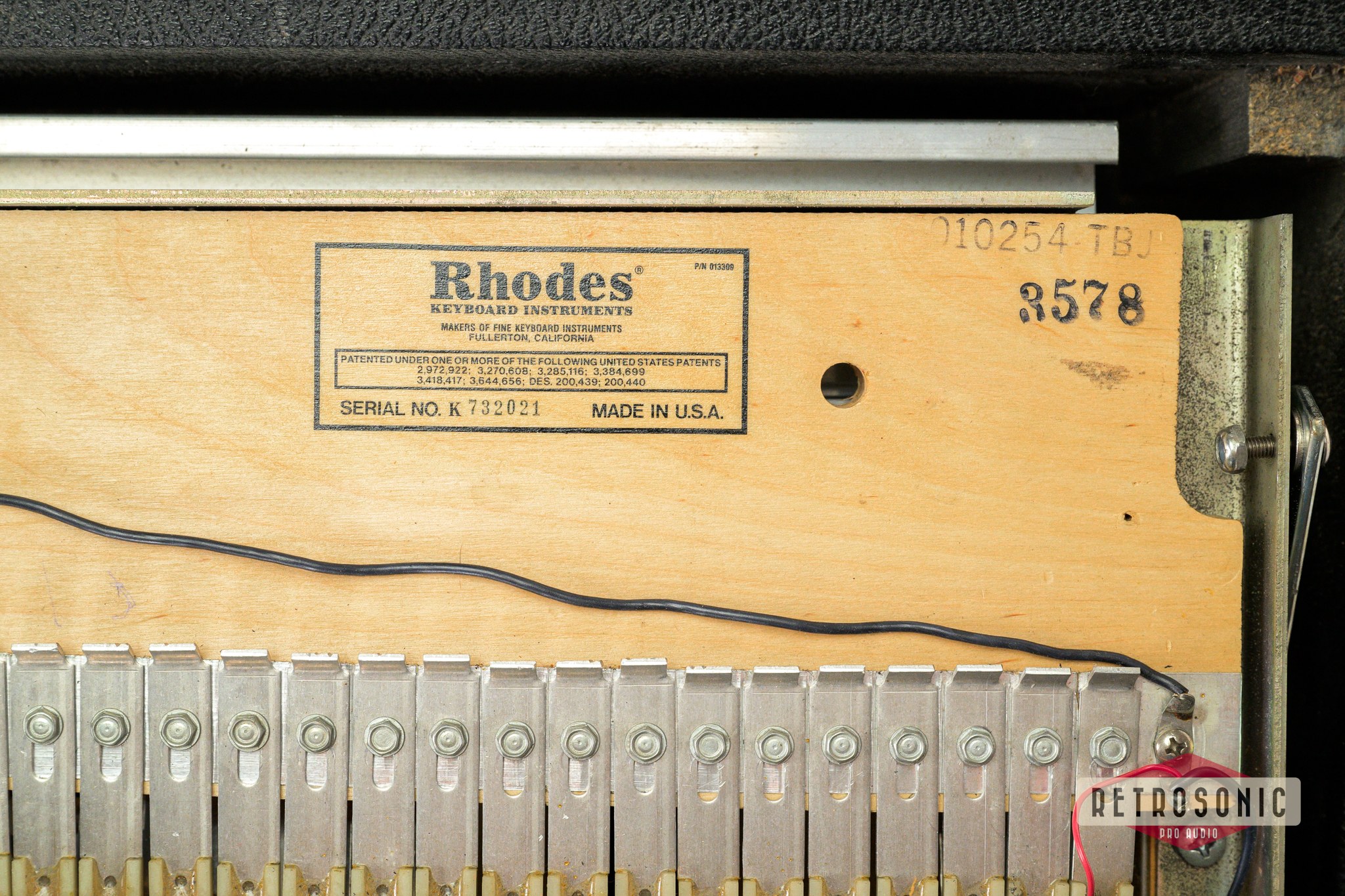 Fender Rhodes Mk1 73 Stage with VV Stereo Vibe Preamp