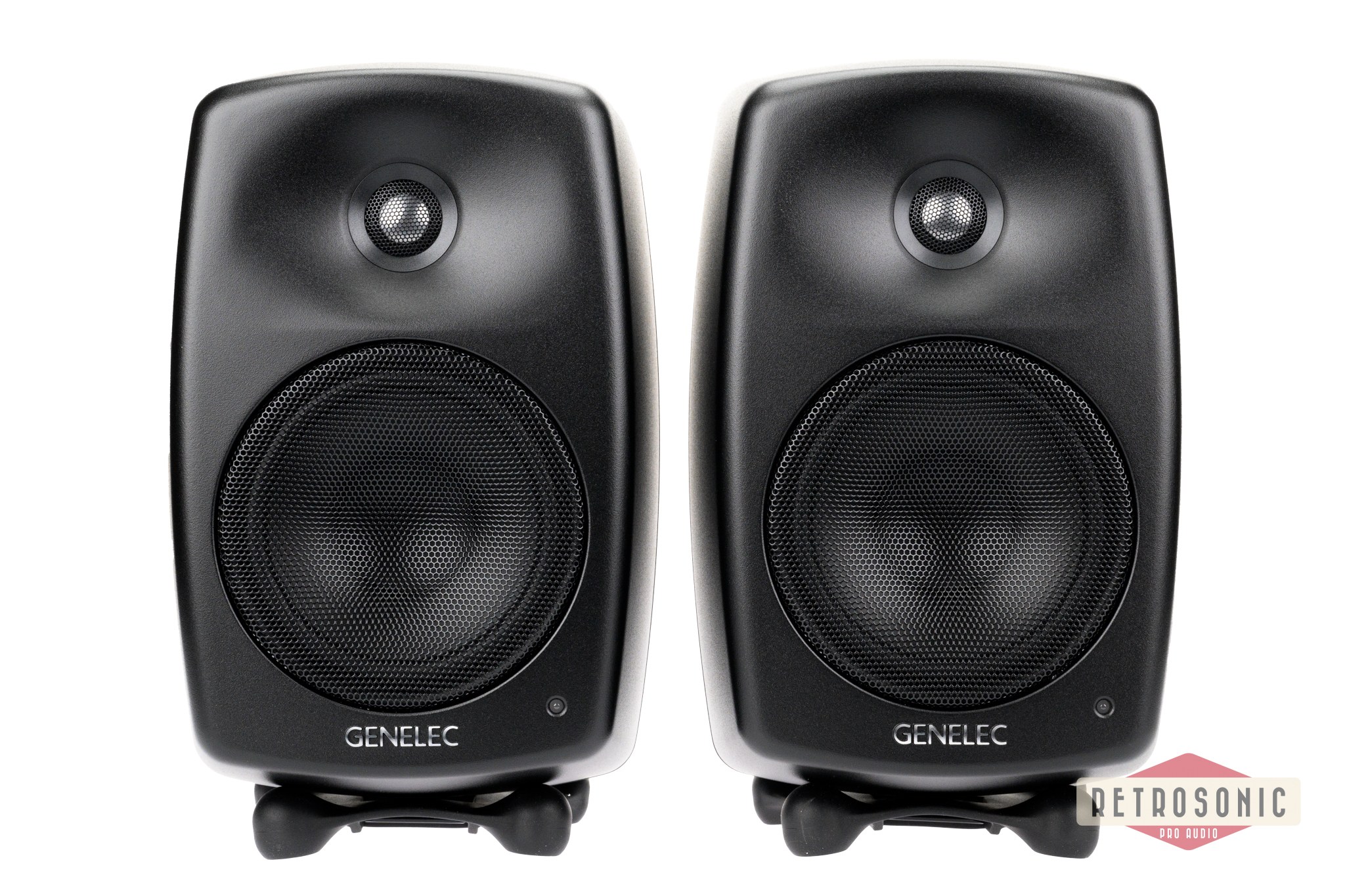Genelec Stereo 8330AM bundle pack consisting of two 8330AM, GLM User kit and 9310BM volume control