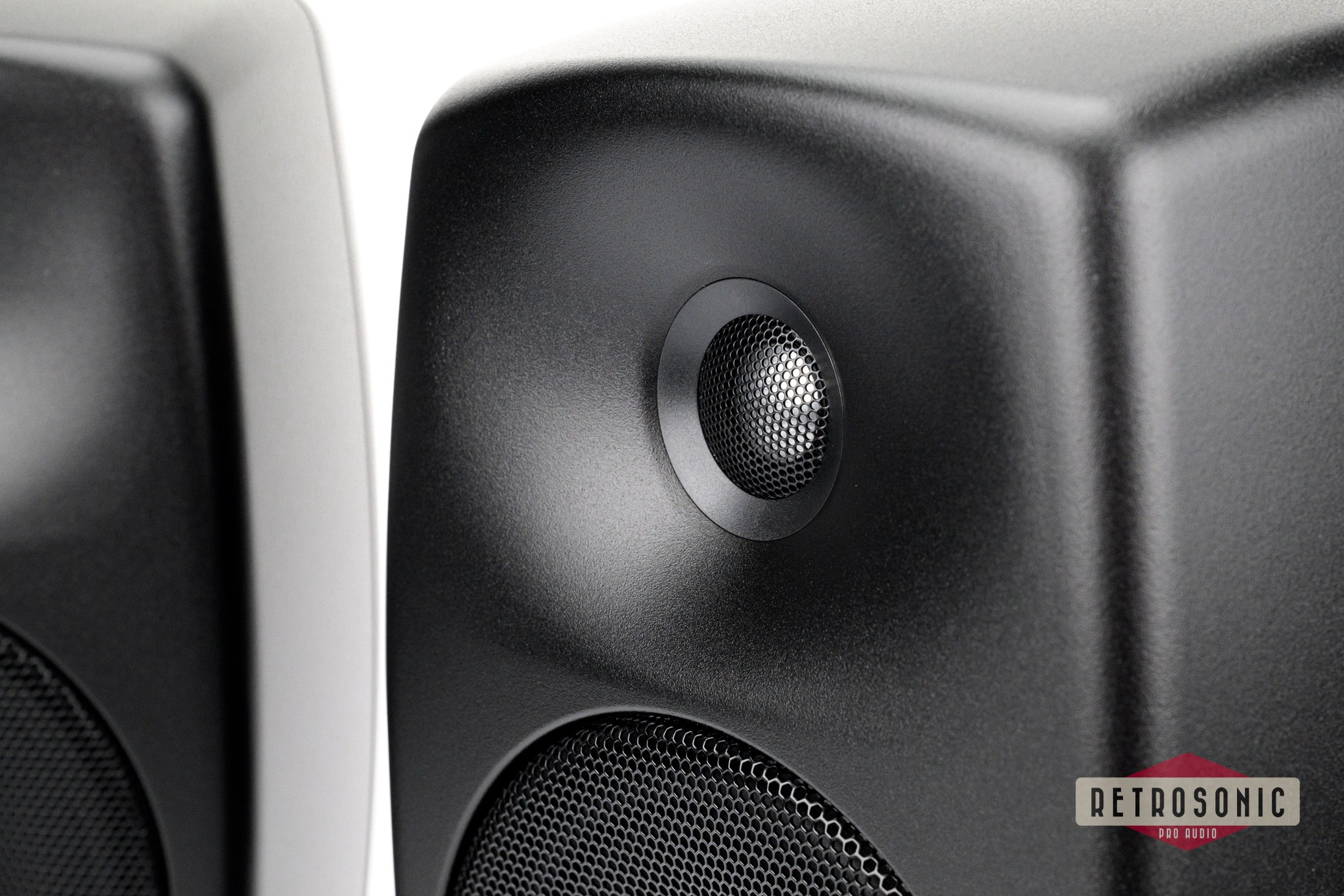 Genelec Stereo 8330AM bundle pack consisting of two 8330AM, GLM User kit and 9310BM volume control