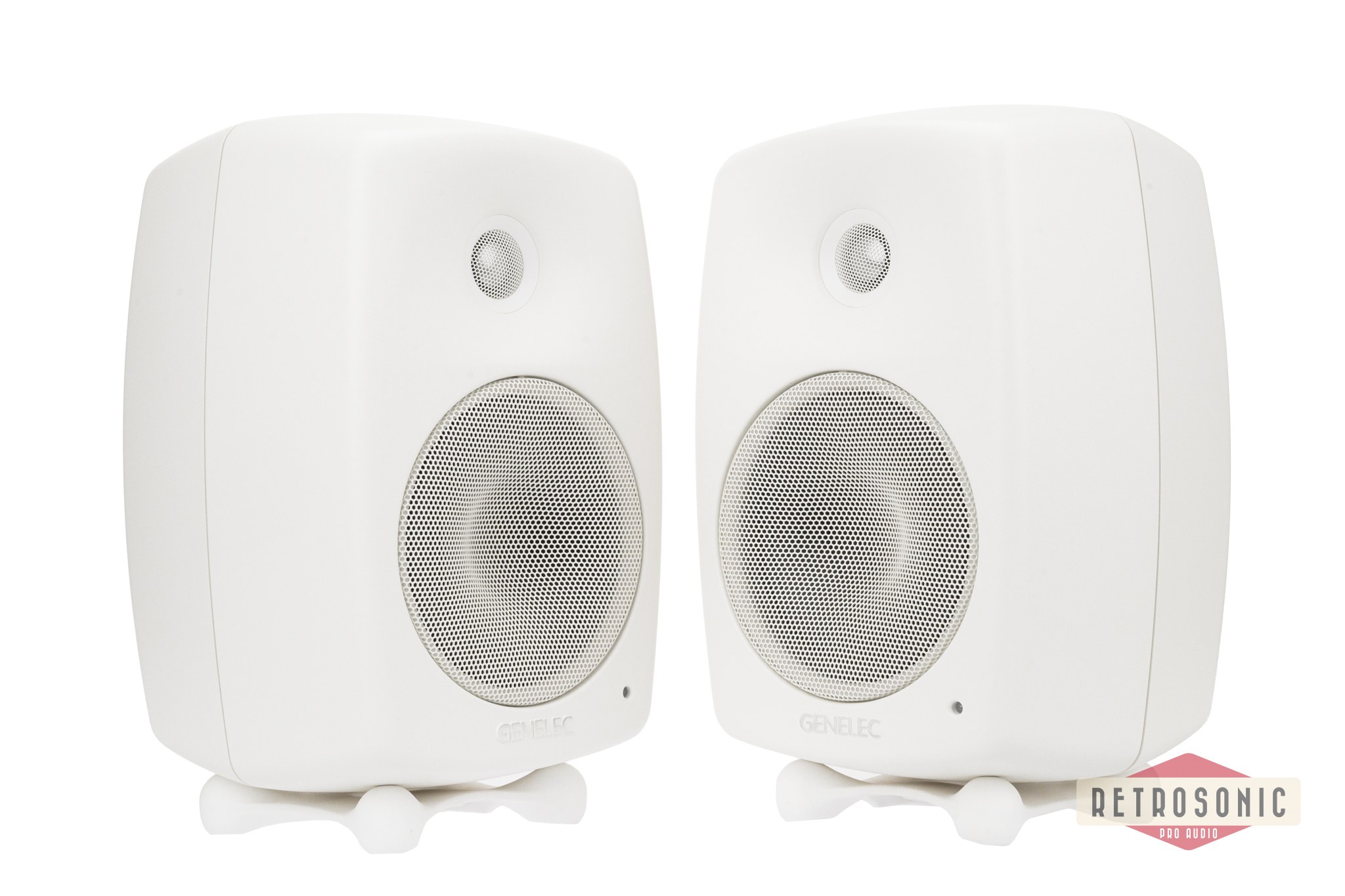 Genelec Stereo 8330AW bundle pack consisting of two 8330AW, GLM User kit and 9310BM volume control