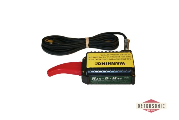 Hand-D-Mag Demagnetizer 220V