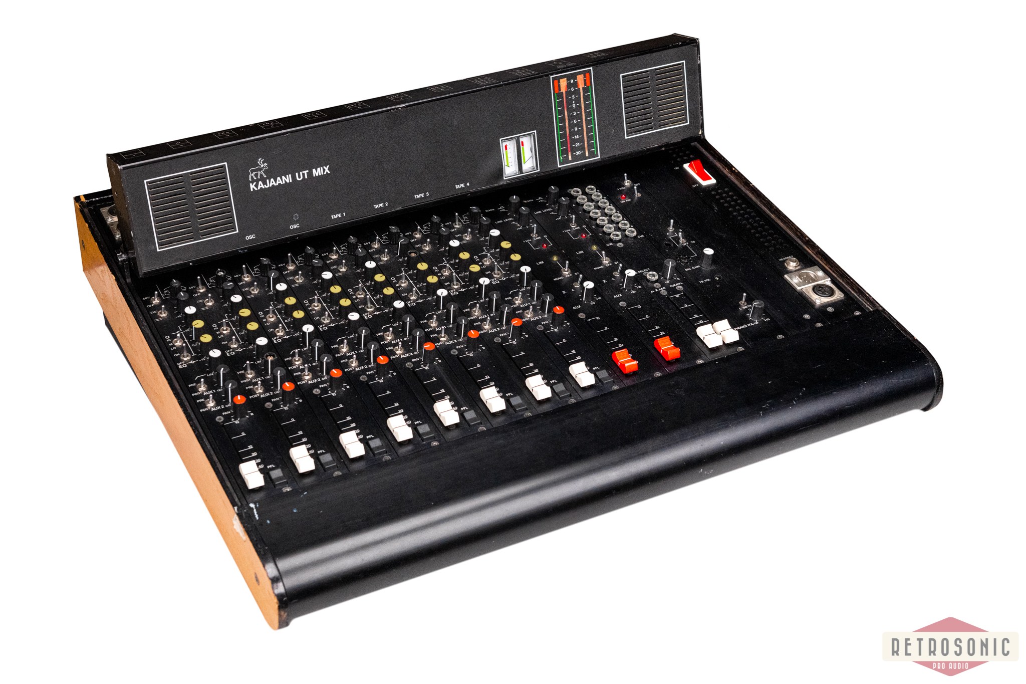 Kajaani UT MIX 8/2 Analog Broadcast Mixer