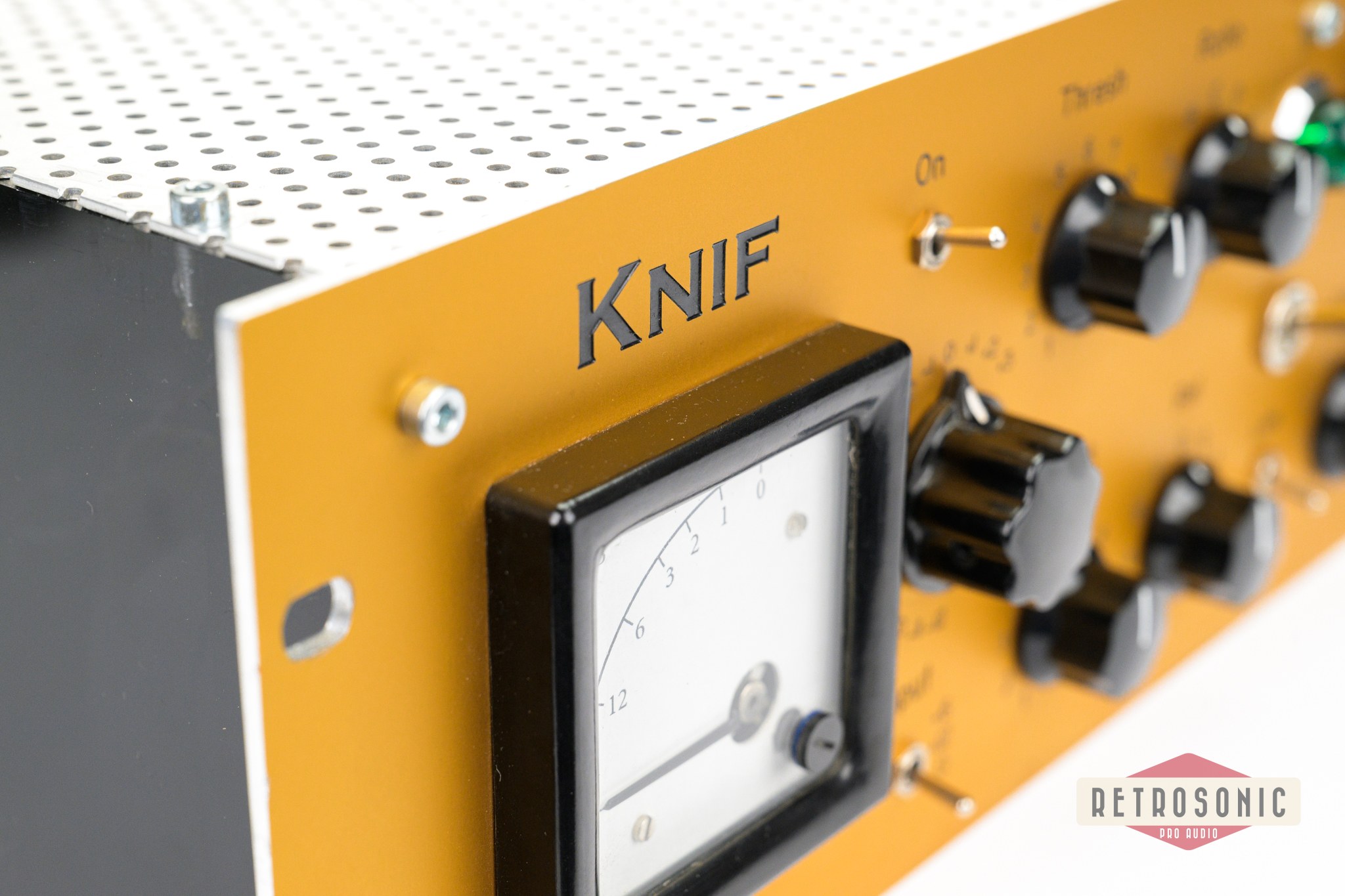 Knif Vari Mu Compressor First Version Refurbished by Jonte Knif