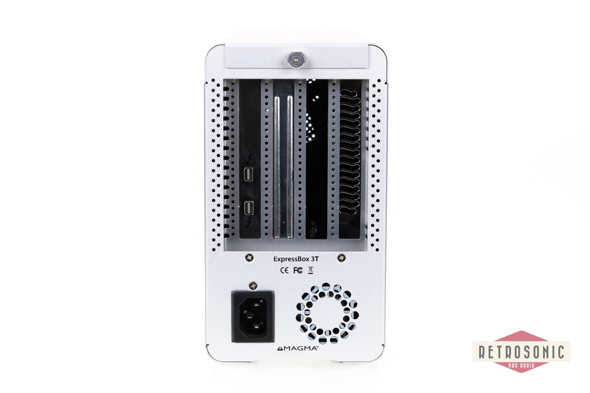 Magma ExpressBox 3T Three-Slot Thunderbolt2 to PCIe Expansion