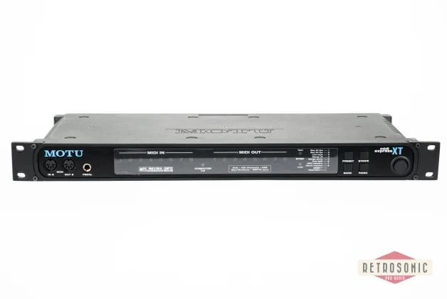 motu-midi-express-xt-usb-midi-