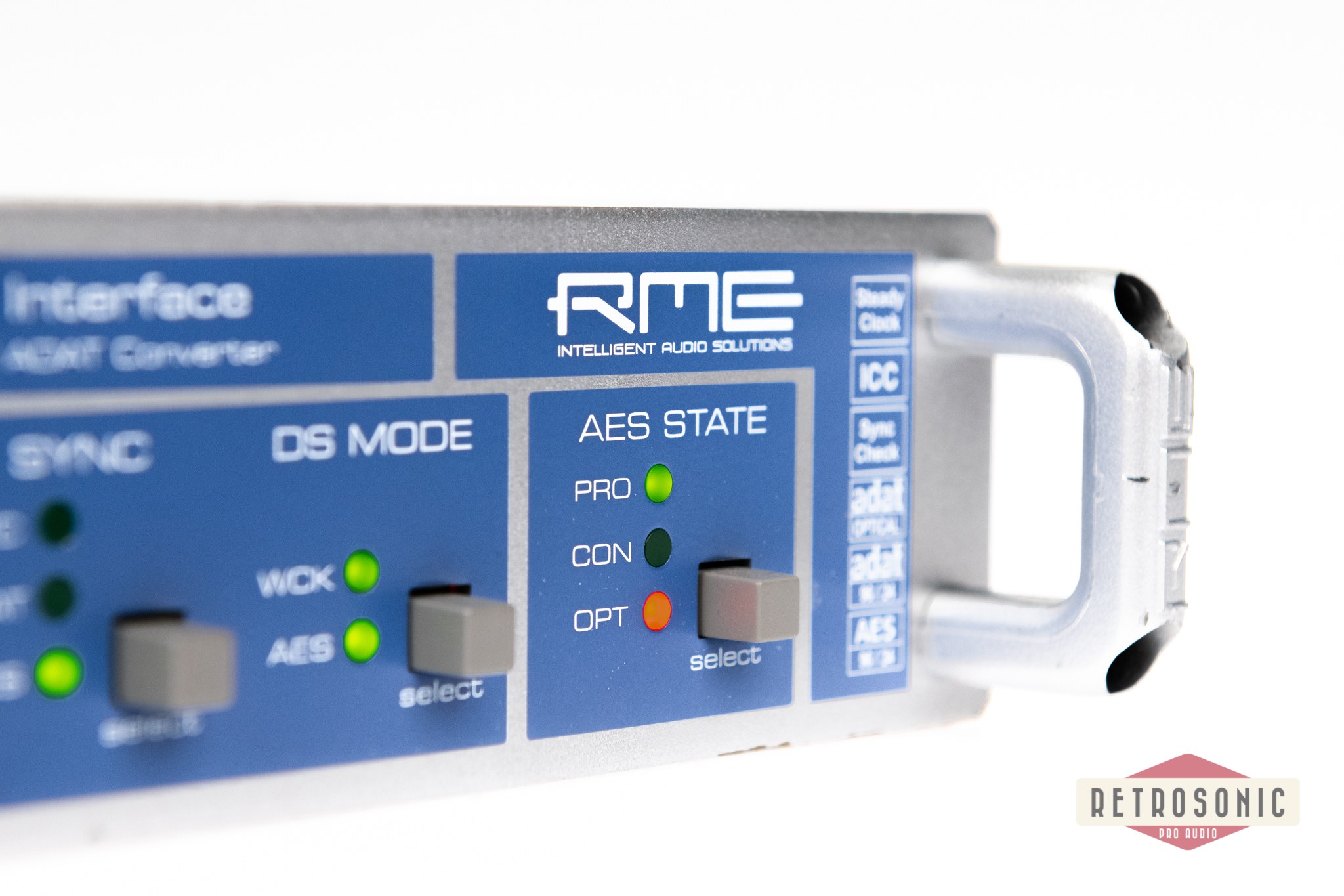 RME ADI-4 DD 24 Bit / 96 kHz, 8-Channel AES/EBU ADAT Converter