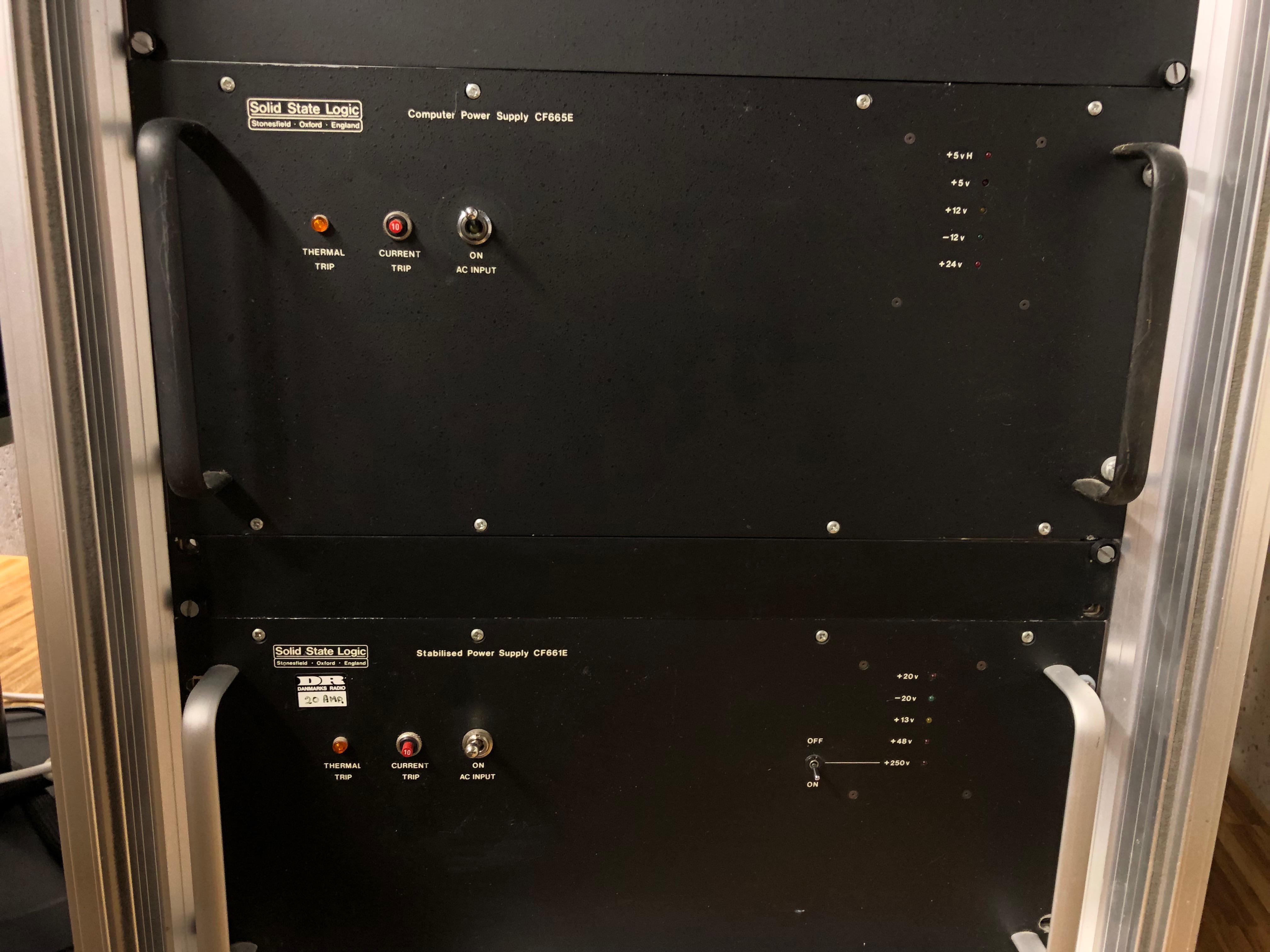 Solid State Logic SSL 4000E/G+ 16 mono, 8 stereo inputs, patchbay
