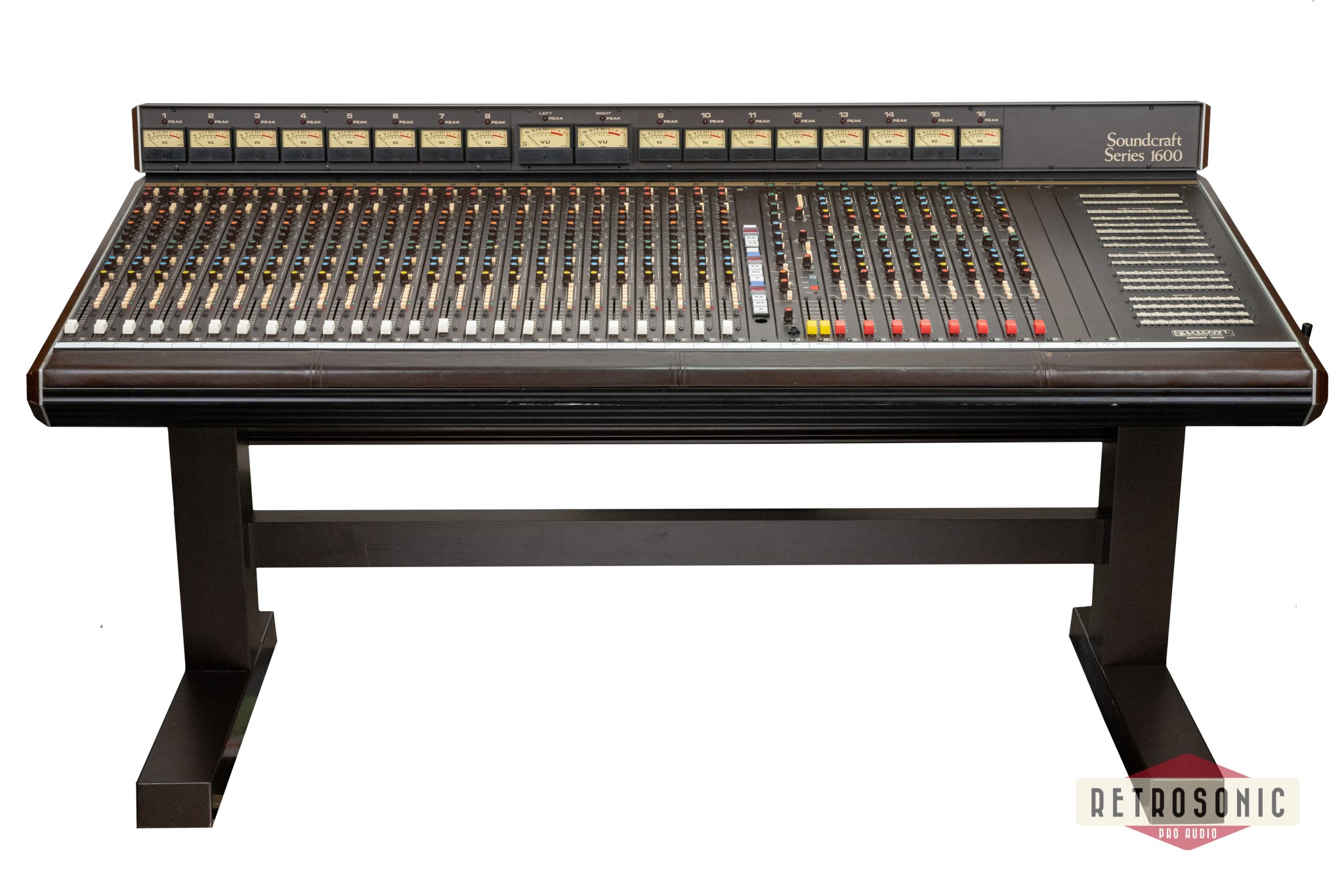 Soundcraft Series 1600 24/8/16 Producer Analog Mixing console