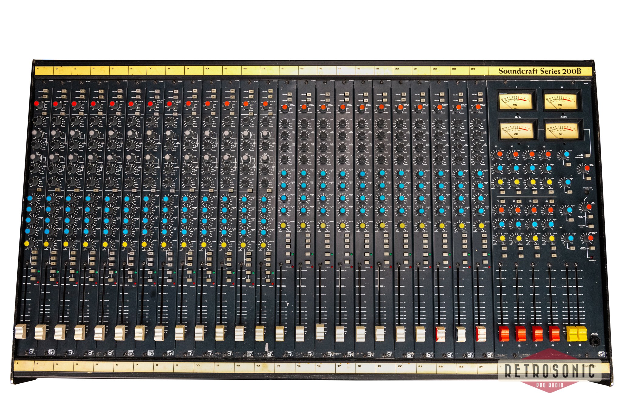 Soundcraft Series 200B 24/4/8/2 Analog Mixer w. Roadcase