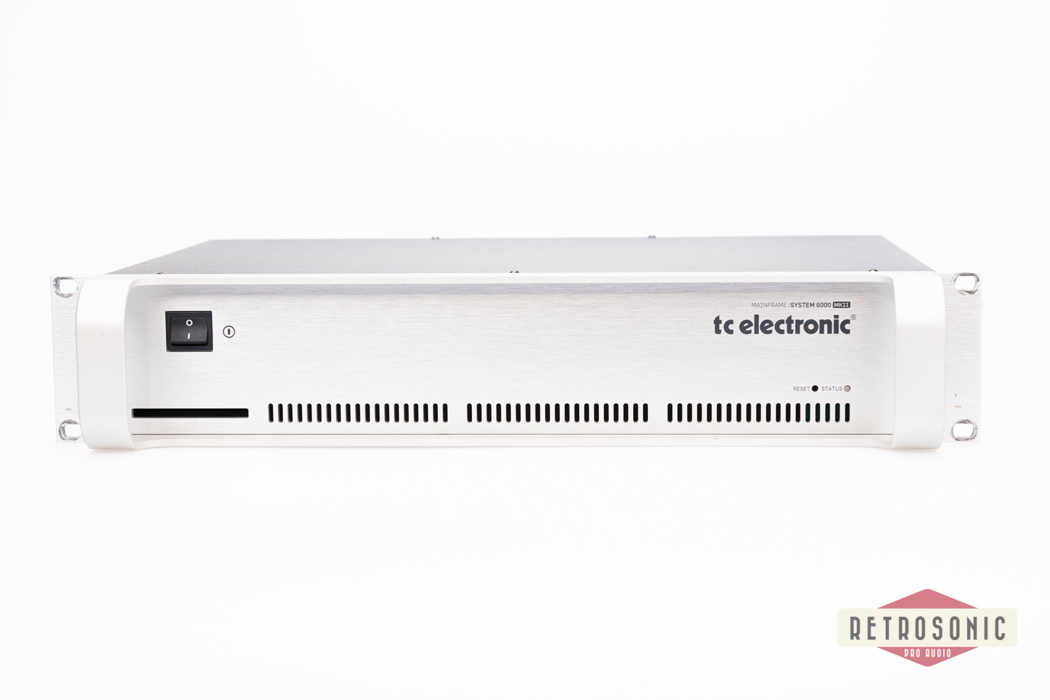 TC Electronics System 6000 MK2 Mastering. No Remote