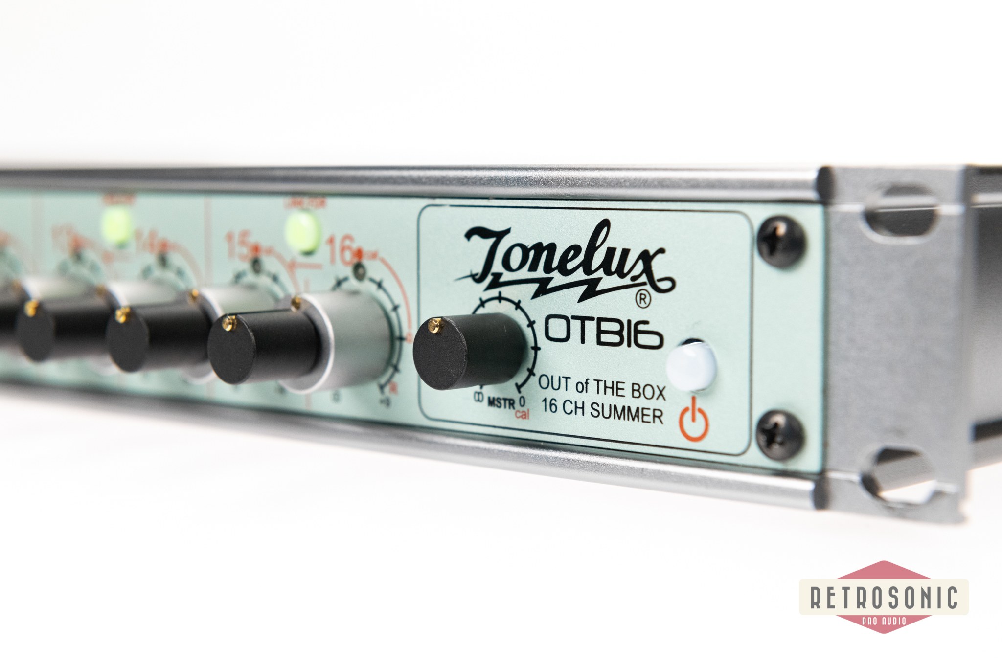 Tonelux OTB16 16-channel Summing Mixer