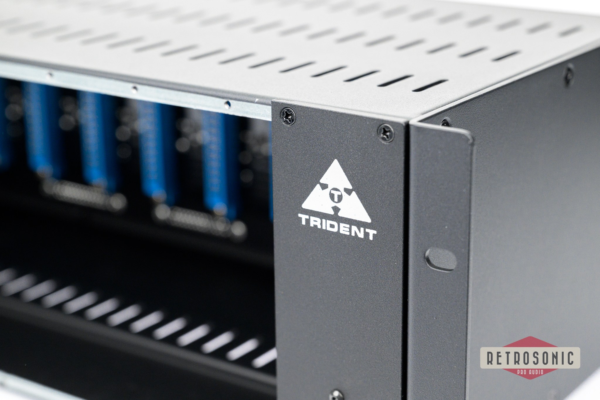 Trident Deca Dent 500 10 Slot Series Chassis