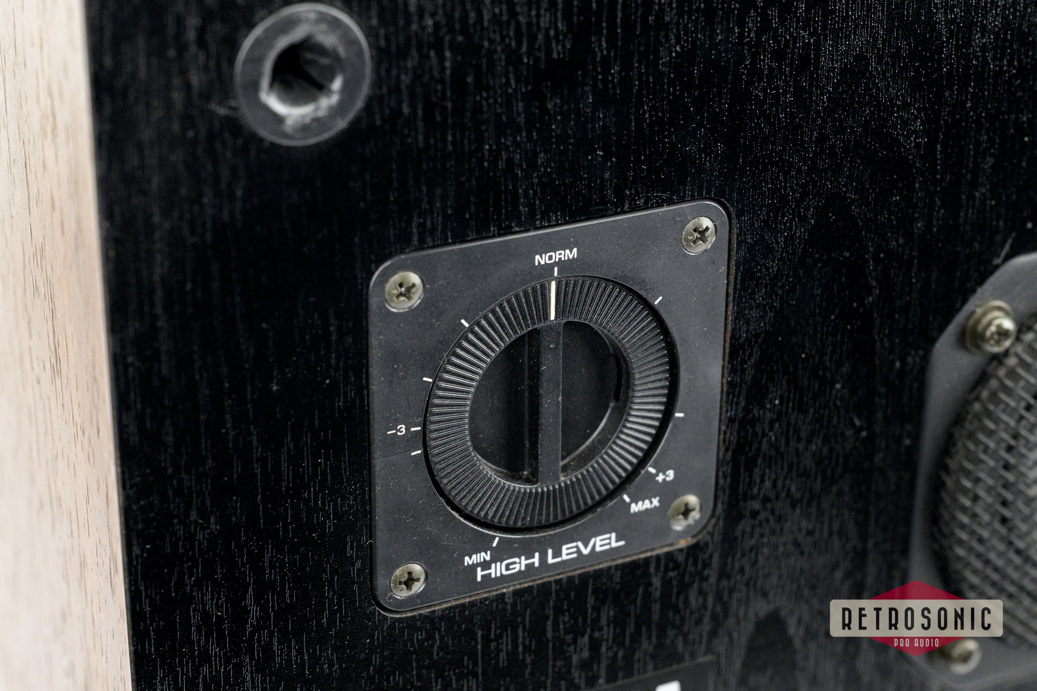 Yamaha NS-144 Speaker System Pair